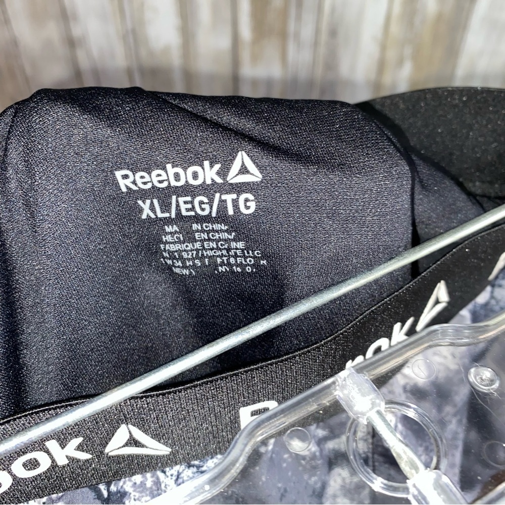 Reebok Fearless Splatter Running Shorts - Picture 6 of 6